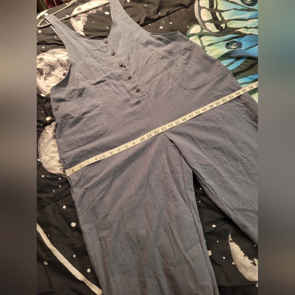 Amazon Sleeveless Button-Front Jumpsuit in Gray - Picture 8 of 10